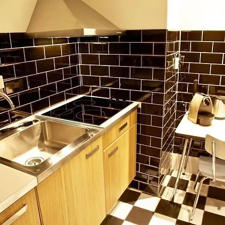 Tulipa Bed & Breakfast 2*
